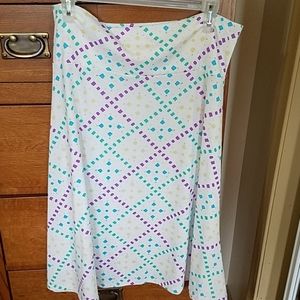 Lularoe Azure skirt, size L, soft, light, like new